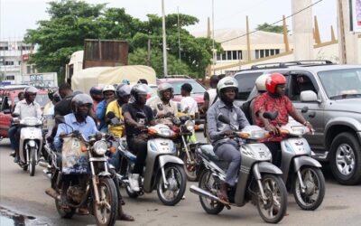 SÉCURITÉ ROUTIÈRE AU BÉNIN : LA POLICE RÉPUBLICAINE RAPPELLE L’IMPORTANCE DU PORT DE CASQUE